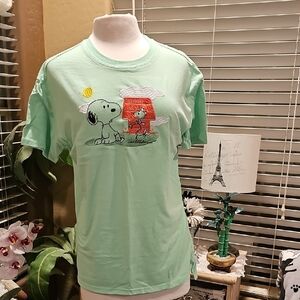 Peanuts Light Green Snoopy Tee